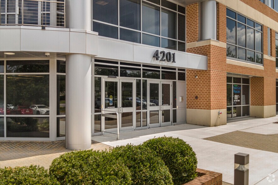 More Photos Of 4201 Mitchellville Rd, Bowie Office For Lease