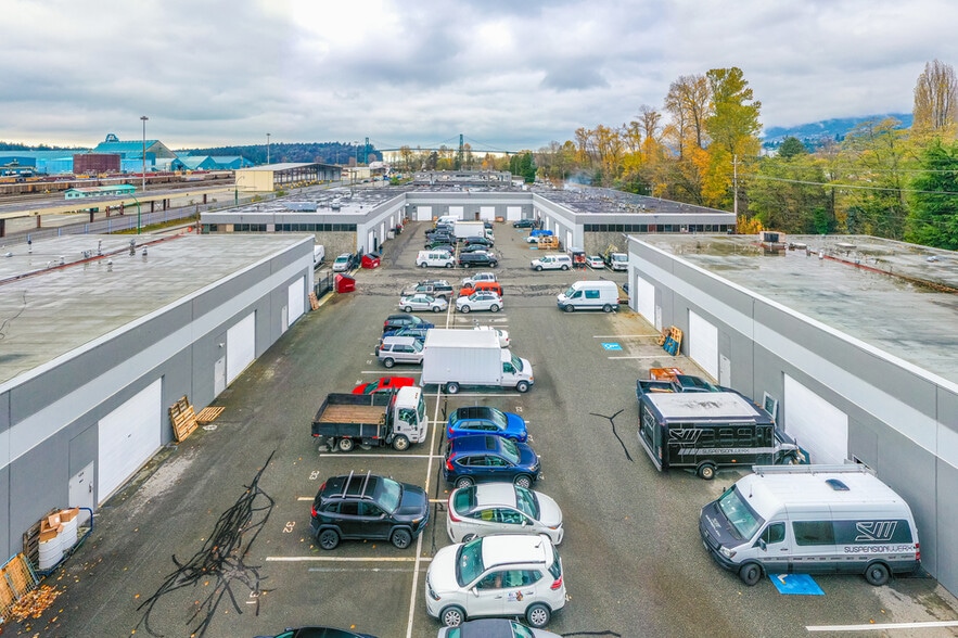 More Photos Of 1701-1711 Welch St, North Vancouver Unknown For Lease