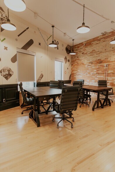 More Photos Of 14 Erb St W, Waterloo Coworking Space