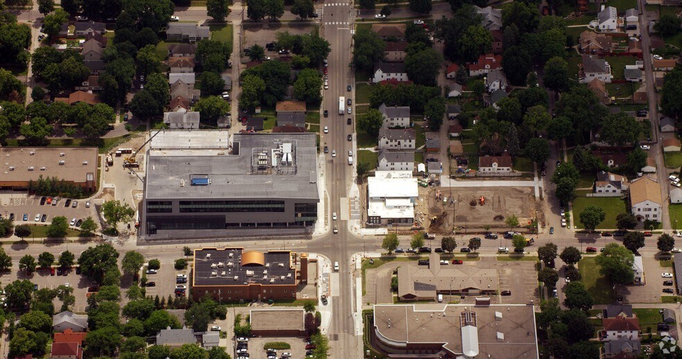 More Photos Of 1256 Penn Ave N, Minneapolis Medical For Lease