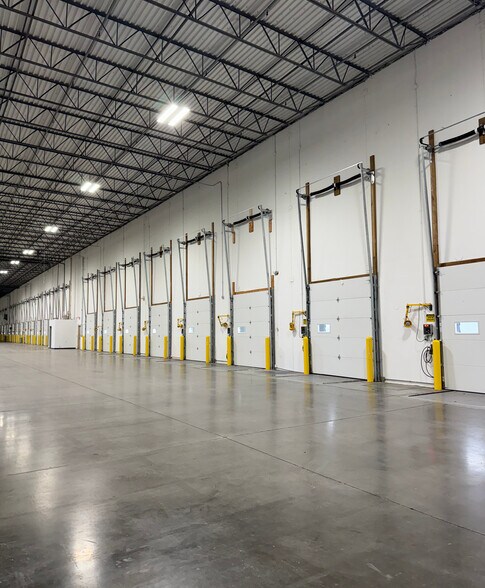 More Photos Of 2250-2300 Progress Dr, Hebron Warehouse For Lease