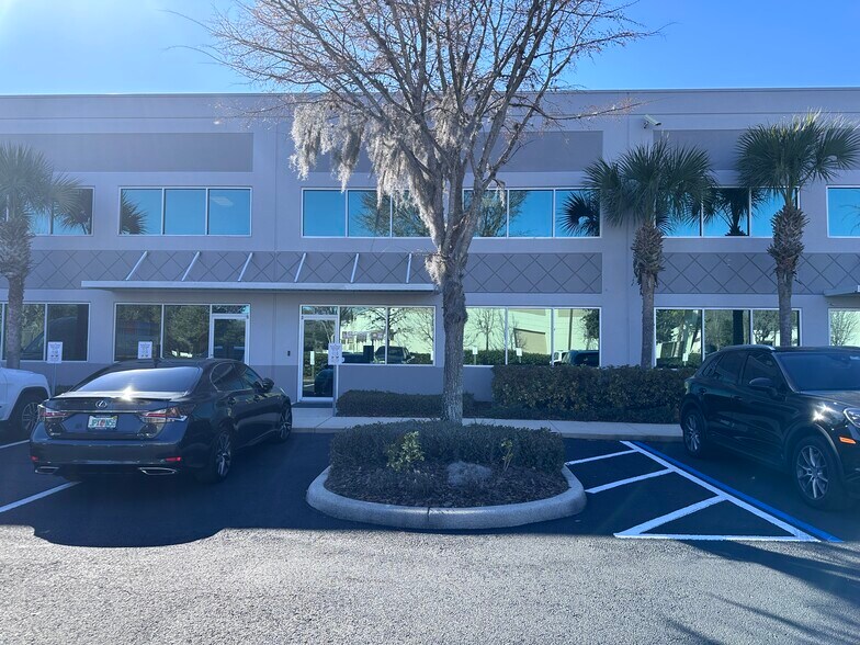 Primary Photo Of 6457 Hazeltine National Dr, Orlando Warehouse For Sale