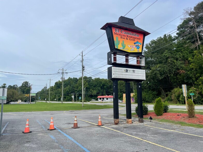 More Photos Of 6891 S Highland Blvd, Grifton Restaurant For Sale