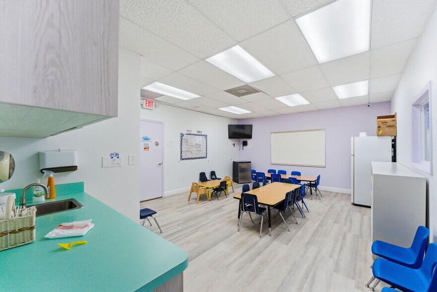 More Photos Of 6545 NW 169th St, Hialeah Medical For Sale