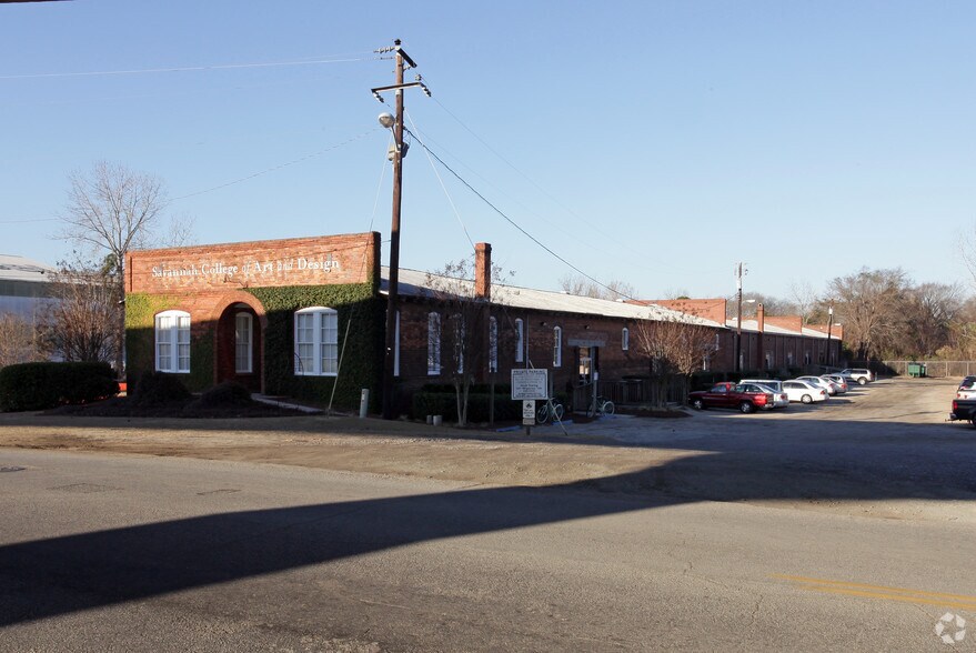 More Photos Of 415-455 W Boundary St, Savannah Office For Lease