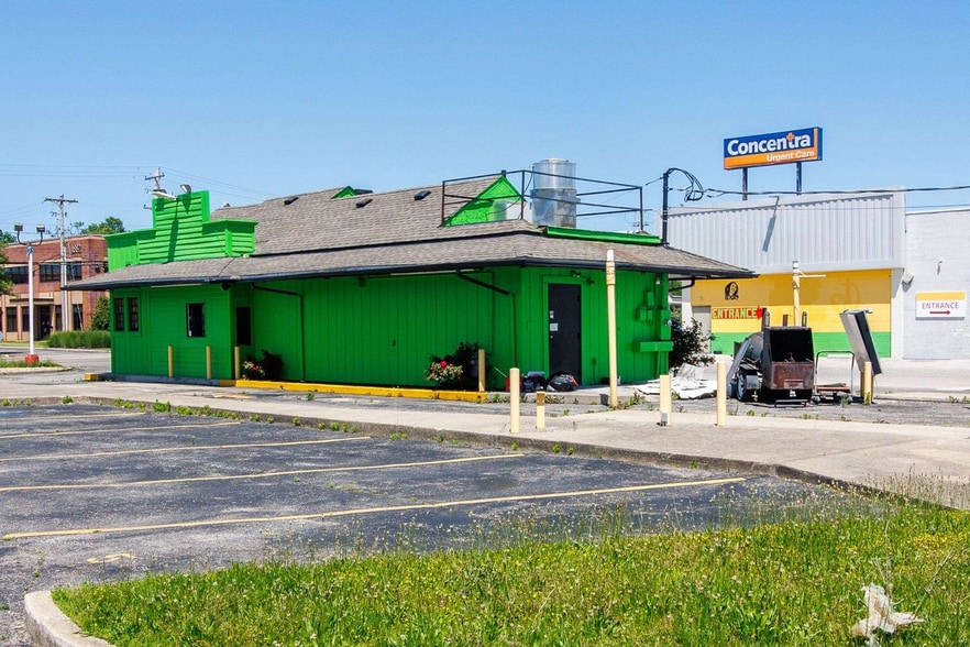 More Photos Of 4825 E Main St, Columbus Fast Food For Sale