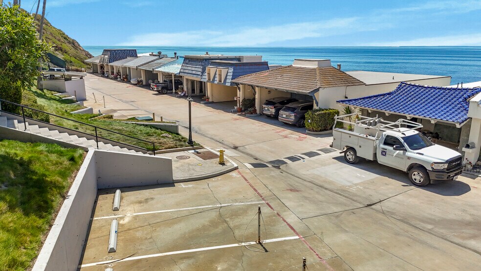 More Photos Of 11914 Beach Club Way, Malibu Multifamily For Sale