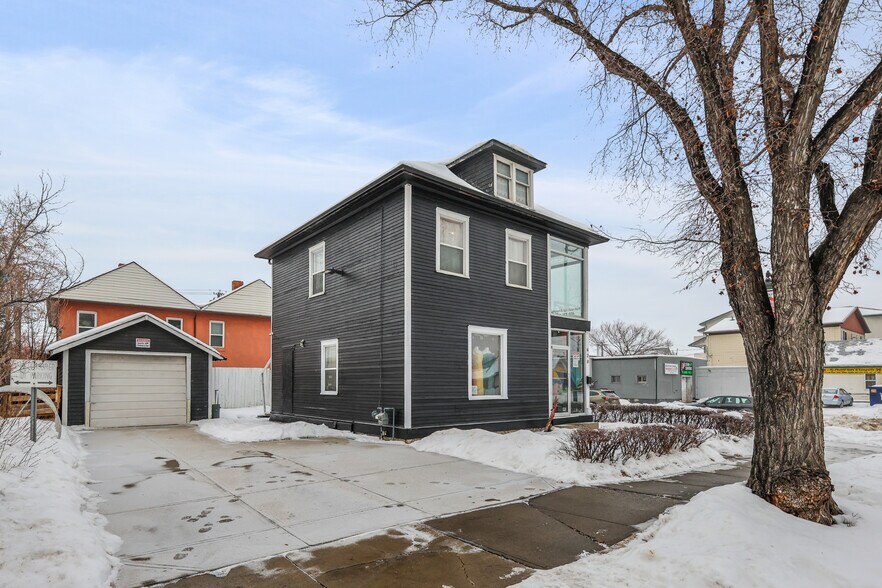 More Photos Of 620 Marsh Rd NE, Calgary General Retail For Lease