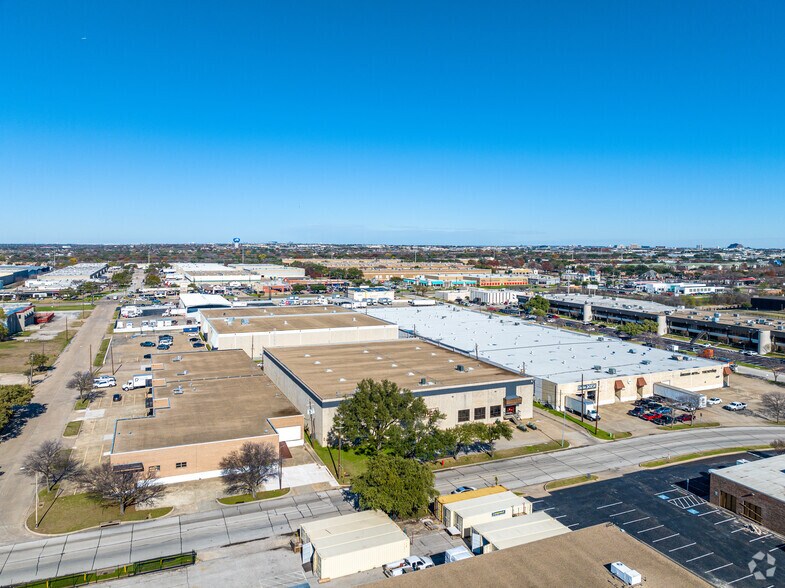 More Photos Of 3505 Garden Brook Dr, Farmers Branch Warehouse For Sale