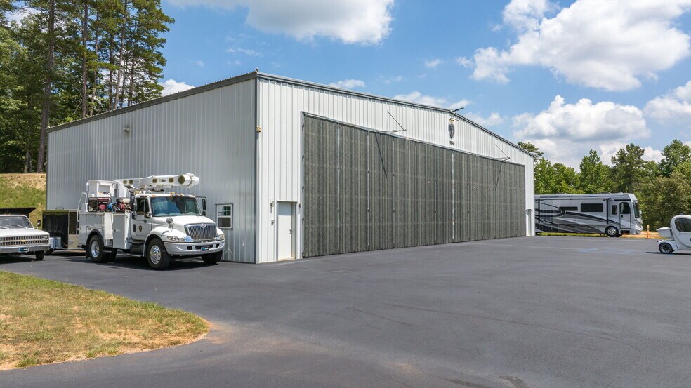 More Photos Of 2200 Martins Ford Rd, Dahlonega Specialty For Sale