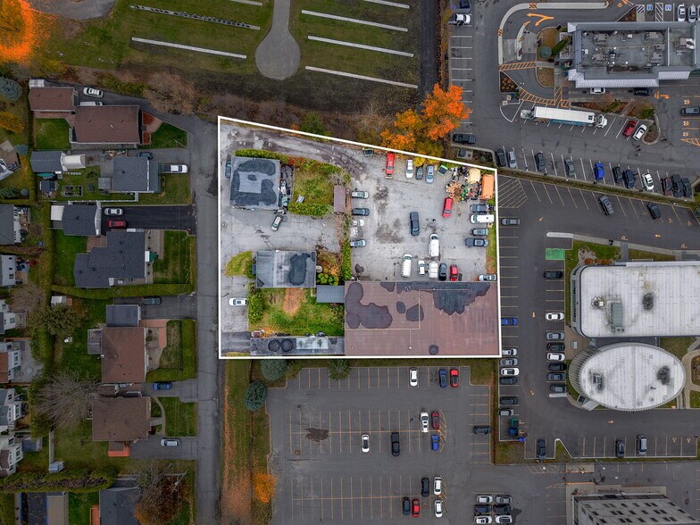 Primary Photo Of 1237-1255 Cousineau St, Ottawa Service For Sale