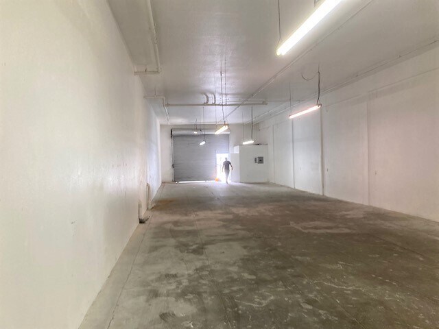 More Photos Of 1218-1224 Long Beach Blvd, Long Beach Storefront Retail Residential For Lease