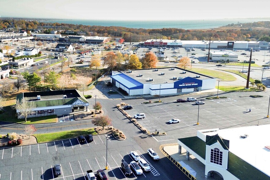 More Photos Of 1-42 Fairhaven Commons Way, Fairhaven Unknown For Lease