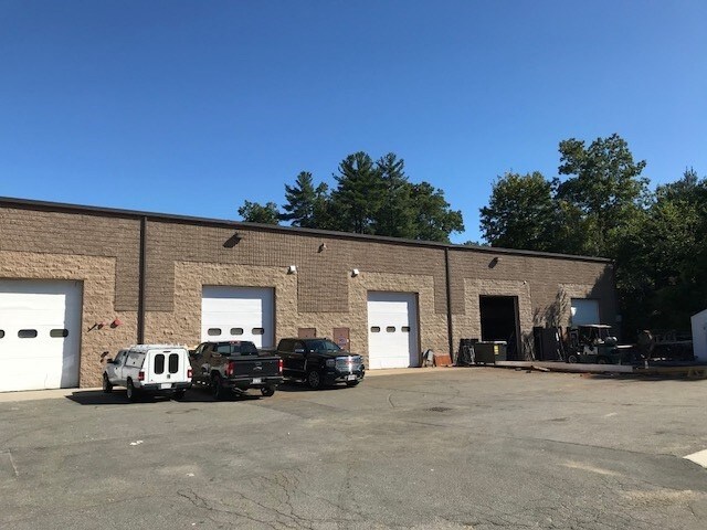 More Photos Of 662 Clark Rd, Tewksbury Warehouse For Lease