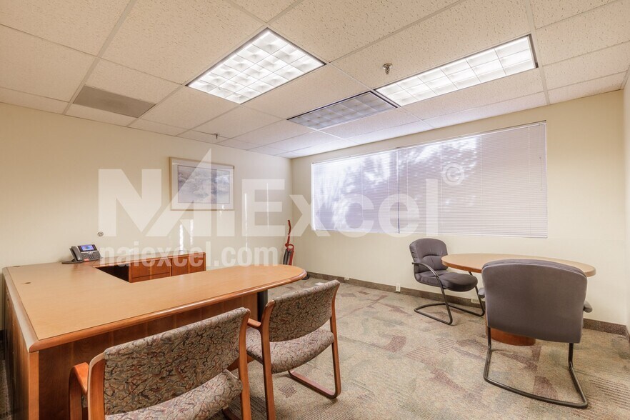 More Photos Of 1 S Main St, St George Bank For Sale