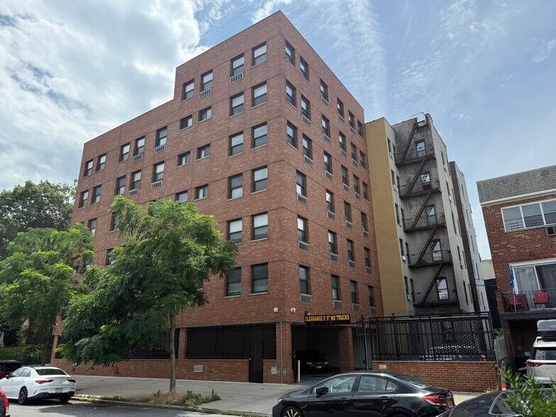 More Photos Of 1701 Parkview Ave, Bronx Apartments For Sale