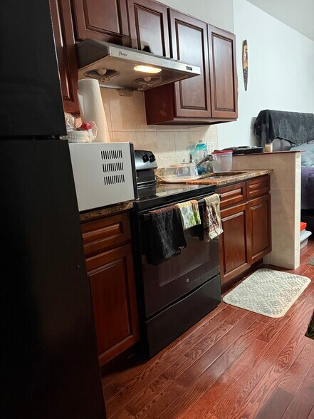 More Photos Of , Philadelphia Unknown For Sale