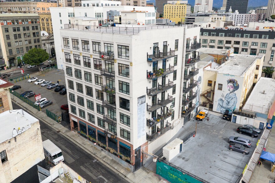 More Photos Of 117 Winston St, Los Angeles Apartments For Sale