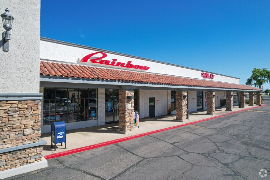 More Photos Of N Gilbert Rd @ E University Dr, Mesa Unknown For Lease