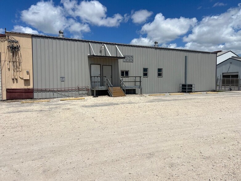 Primary Photo Of 222 Hereford Rd, Corpus Christi Warehouse For Lease