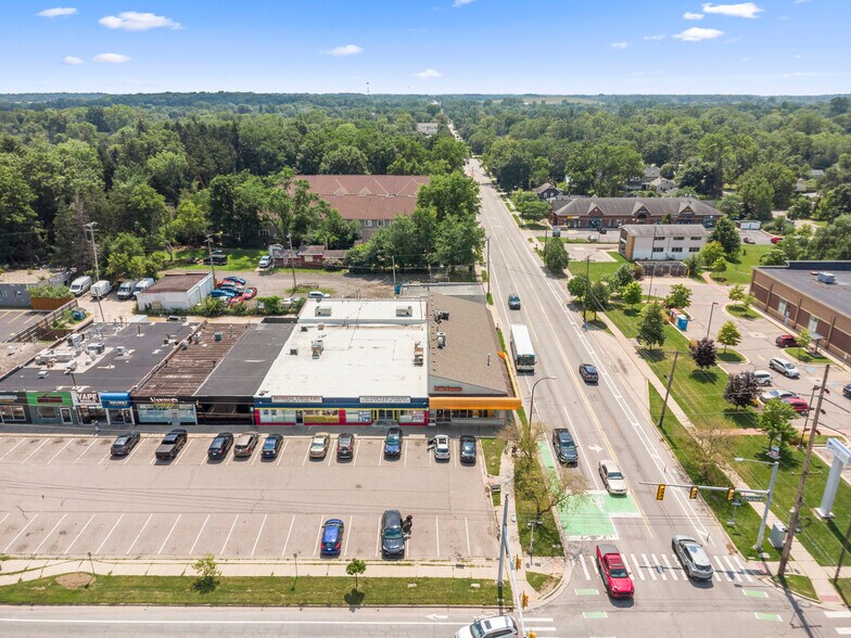More Photos Of 3000 Packard Rd, Ann Arbor Storefront For Sale