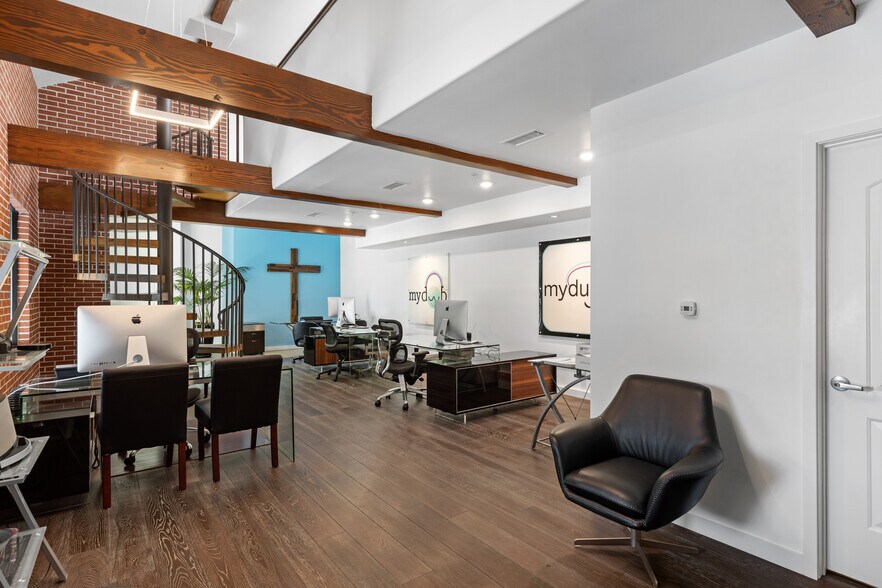 More Photos Of 1321 Post Ave, Torrance Loft Creative Space For Lease