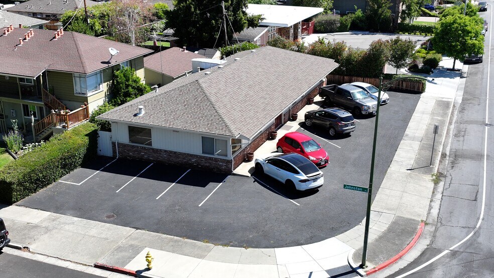 More Photos Of 841-843 Malone Rd, San Jose Office For Sale