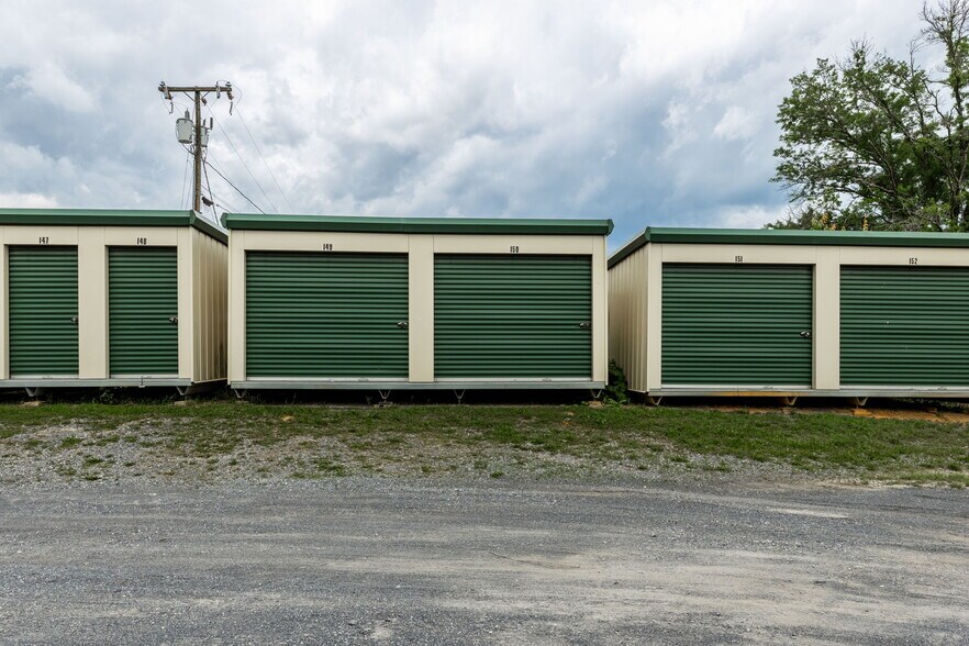 More Photos Of 1614 N Valley Pike, Rockingham Self Storage For Sale