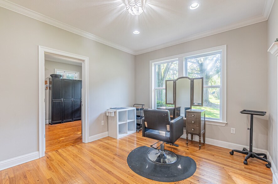 More Photos Of 2590 Military Hwy, Pineville Office For Sale