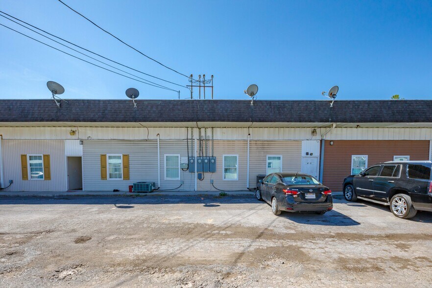 More Photos Of 396 Blue Prince Rd, Bluefield Apartments For Sale