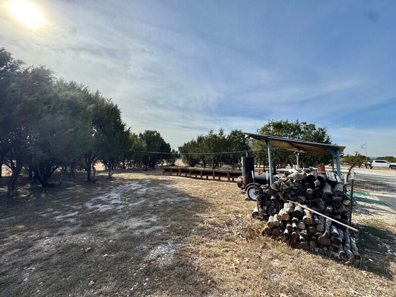 More Photos Of 8895 US-67 Hwy, Cleburne Trailer Camper Park For Sale