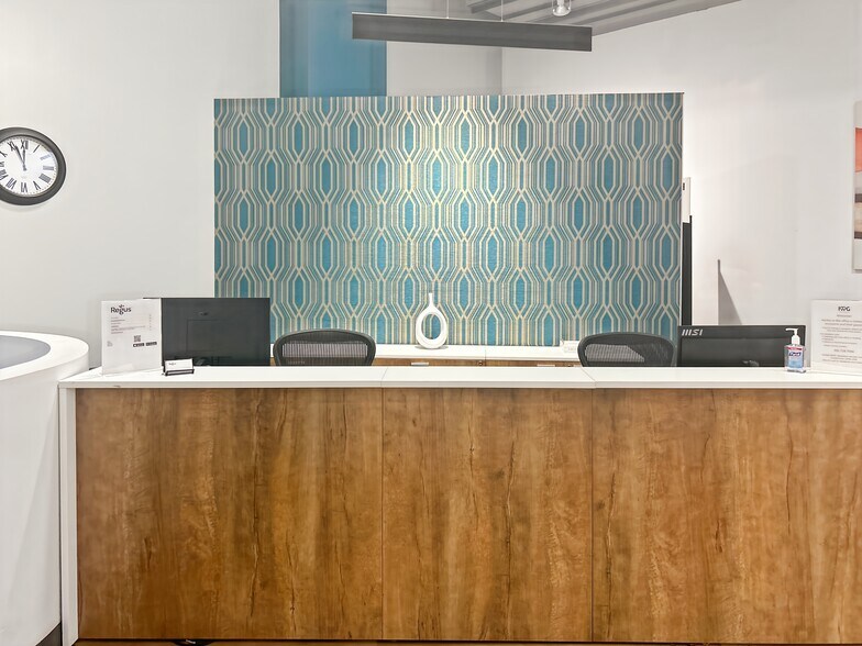 More Photos Of 2333 Ponce de Leon Blvd, Coral Gables Office For Lease