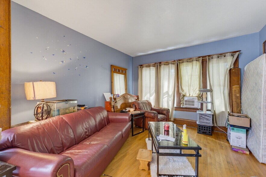 More Photos Of , Milwaukee Multifamily For Sale