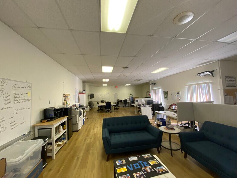More Photos Of 5011 Holly Dr, San Diego Office For Lease