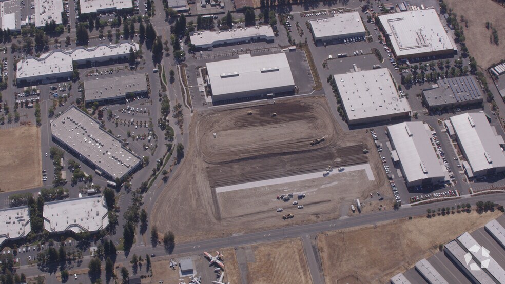 Primary Photo Of 3550 N Laughlin Rd, Santa Rosa Warehouse For Lease