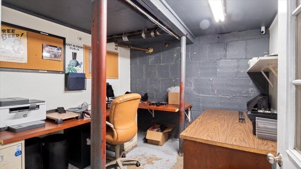 More Photos Of 35 Main St, Amesbury Storefront Retail Office For Sale