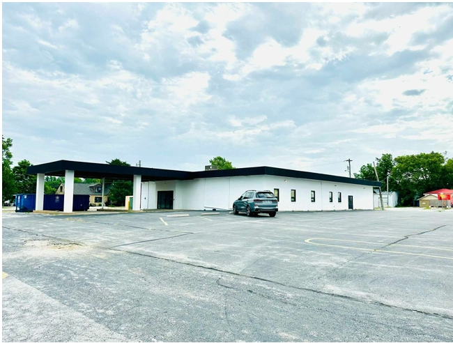 Primary Photo Of 109 N Main St, Nixa Office For Lease