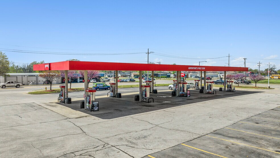 More Photos Of 10603 E 86th St, Owasso Convenience Store For Sale