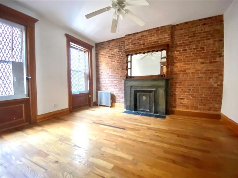More Photos Of 135 5th Ave, Brooklyn Storefront Retail Residential For Sale