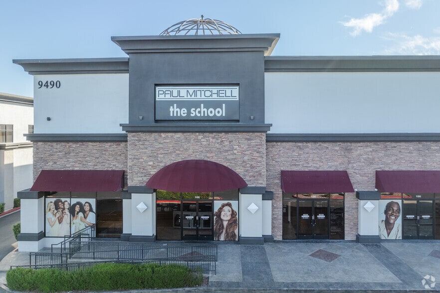 More Photos Of 9480 S Eastern Ave, Las Vegas Storefront Retail Office For Lease