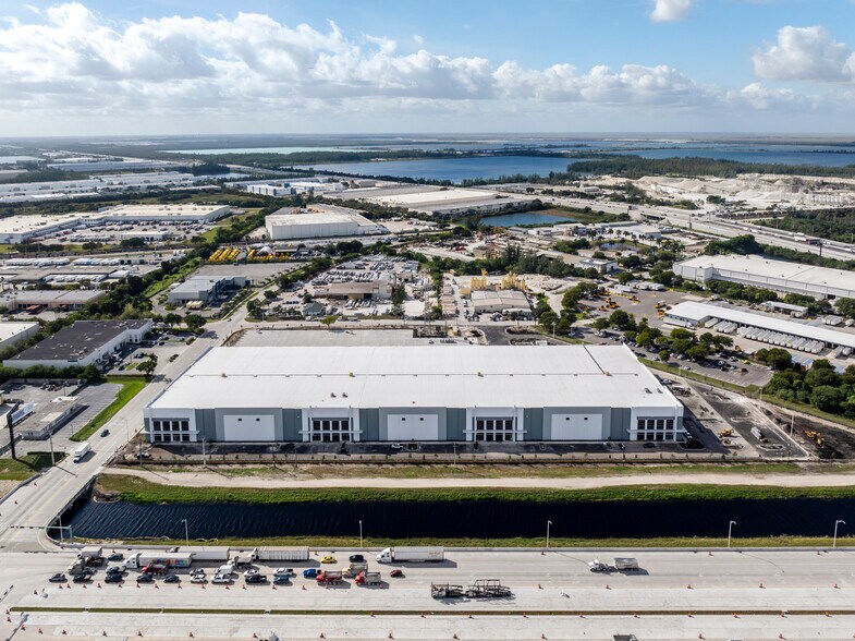 More Photos Of 10900 NW 128th Street, Medley Warehouse For Lease