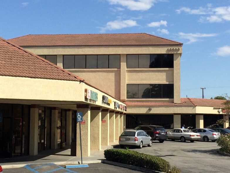 More Photos Of 18300 Gridley Rd, Artesia Unknown For Lease