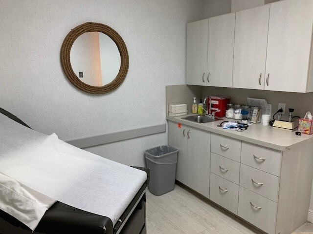 More Photos Of 3345 Burns Rd, Palm Beach Gardens Medical For Sale