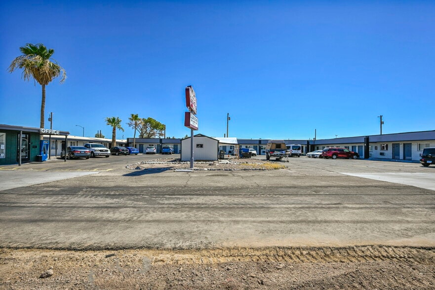 More Photos Of 1636 N Boulder Hwy, Henderson Hotel For Sale