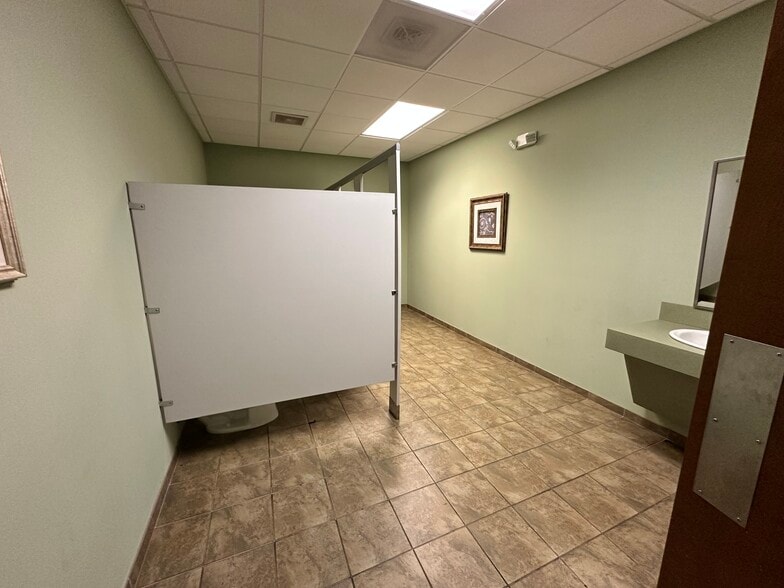 More Photos Of 508 Cook St, Kannapolis Funeral Home For Sale