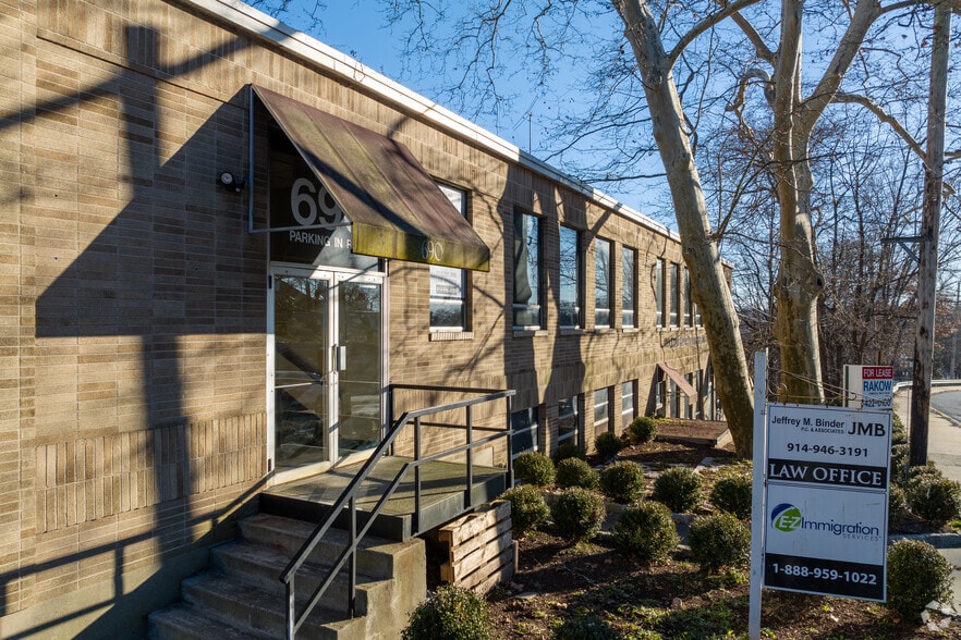 More Photos Of 690 N Broadway, White Plains Office For Sale