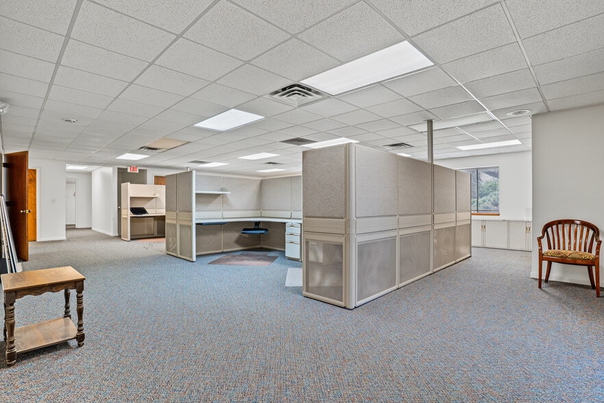 More Photos Of 12625 40th St N, Clearwater Warehouse For Sale