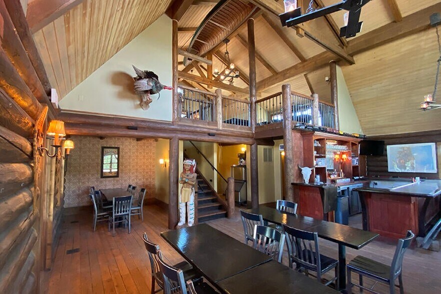 Primary Photo Of 35 Hotchkiss Ave, Colona, CO, Montrose Restaurant For Sale