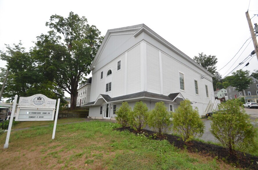 More Photos Of 49 Market St, Somersworth Religious Facility For Sale
