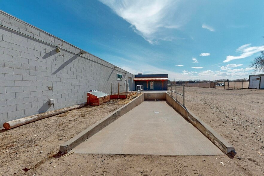 More Photos Of 314 El Pueblo Rd NW, Albuquerque Warehouse For Lease